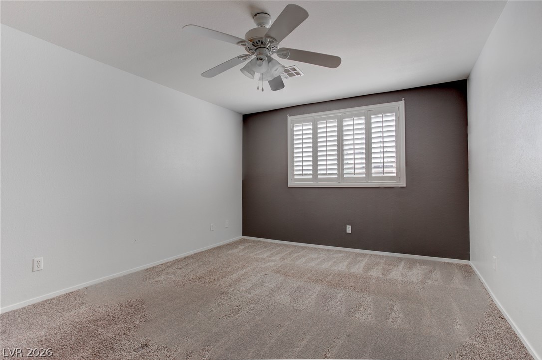 690 Ambling Gait Avenue Property Photo 17