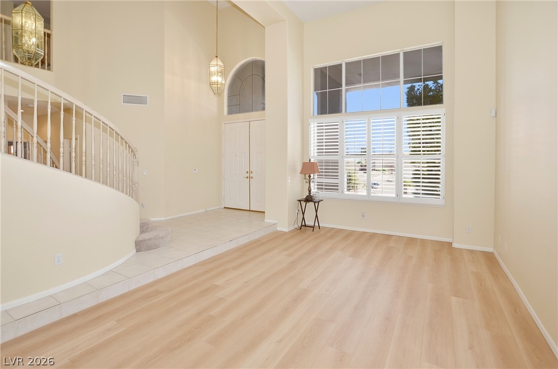 3755 Broadmead Street Property Photo 13