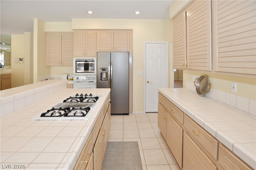 3755 Broadmead Street Property Photo 15