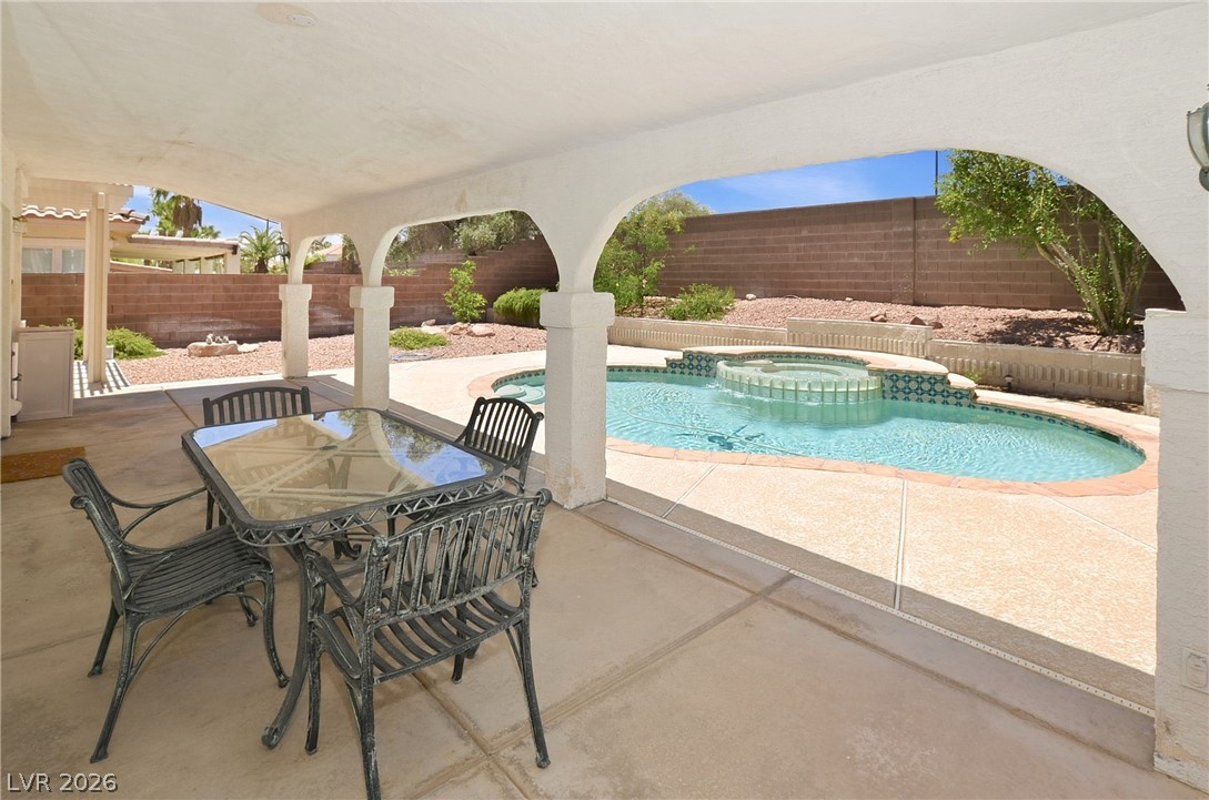 3755 Broadmead Street Property Photo 27
