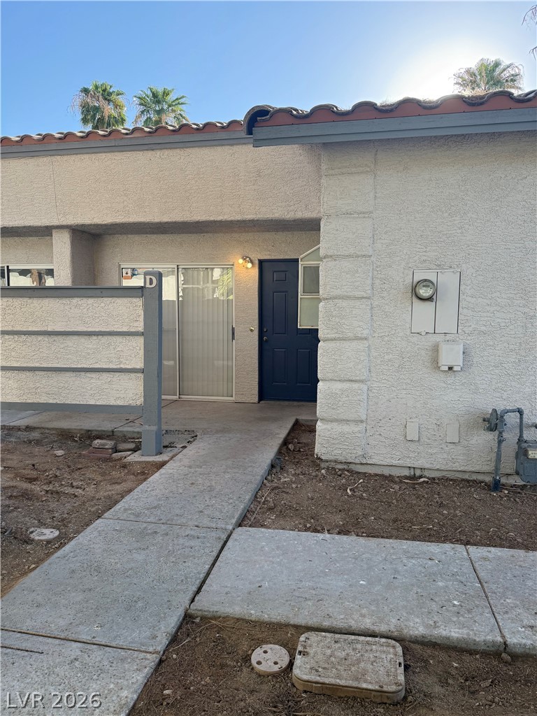 271 North Lamb Boulevard D Property Photo 3