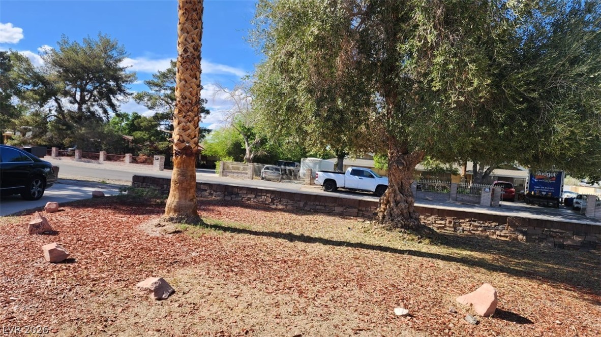 4897 Sawyer Avenue Property Photo 4