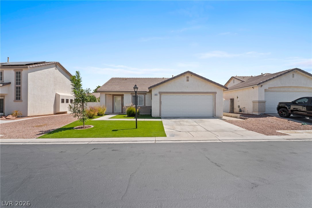 823 Hunters Ridge Way Property Photo 1