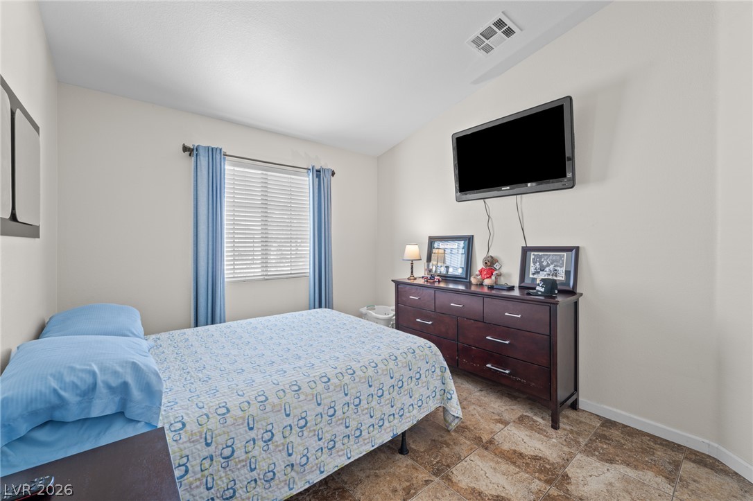 823 Hunters Ridge Way Property Photo 16