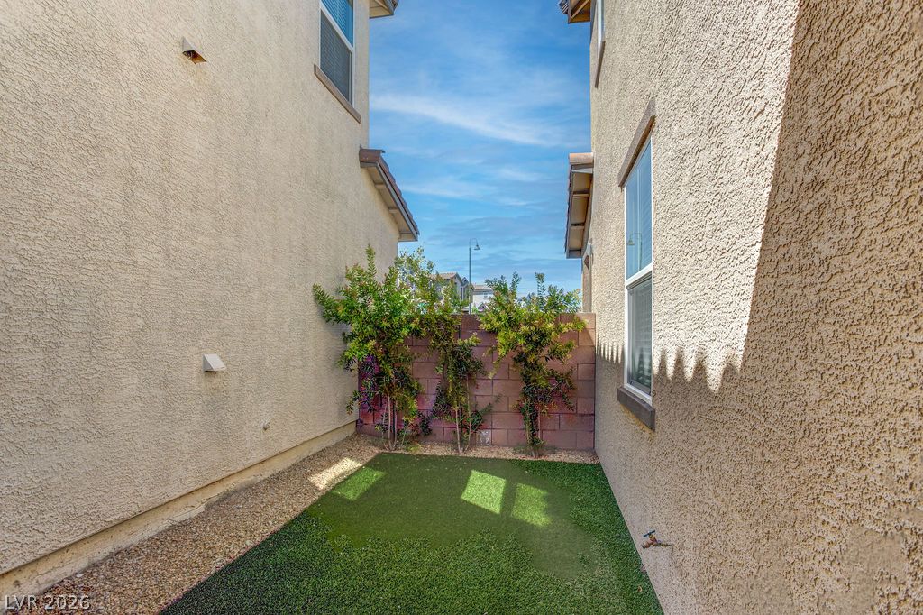 2648 Montesilvano Place Property Photo 42