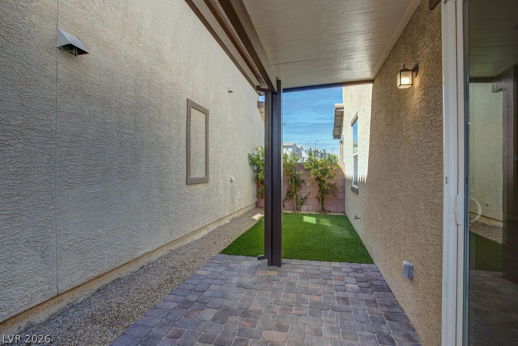 2648 Montesilvano Place Property Photo 44