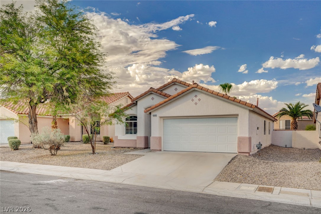 9844 Lenox Crest Place Property Photo 4