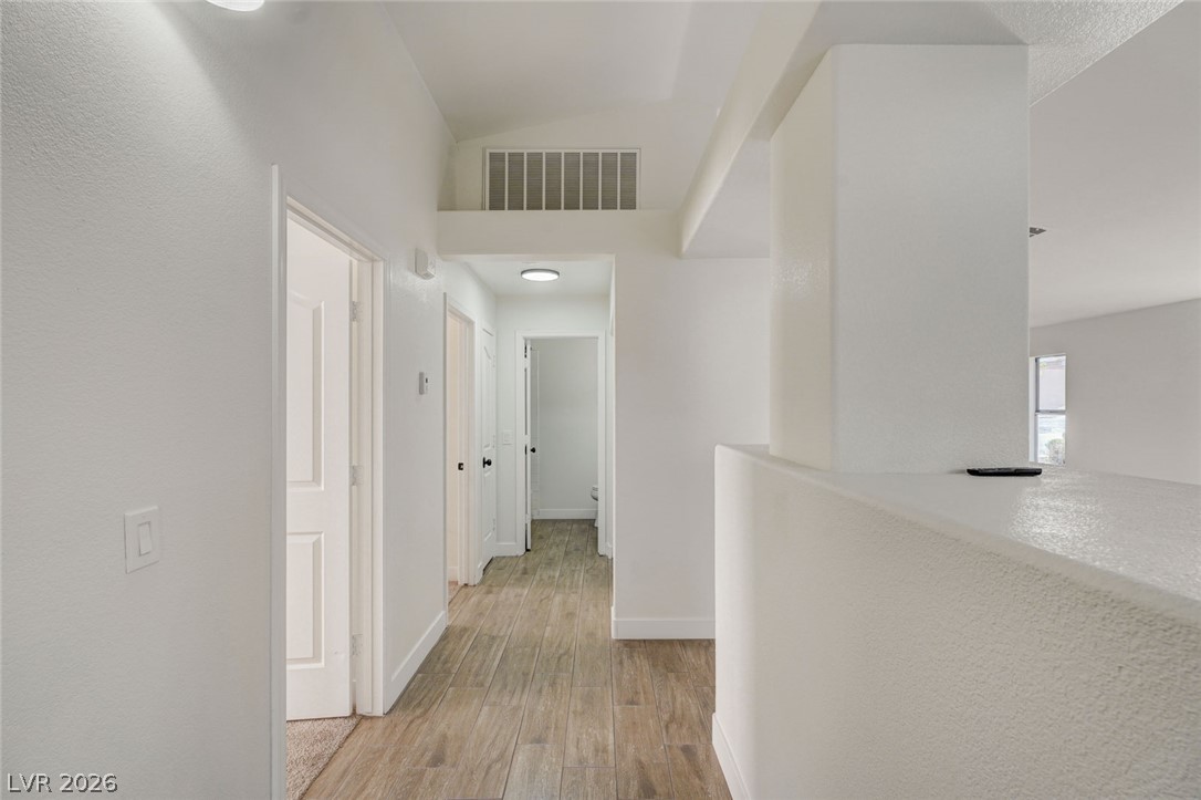 9844 Lenox Crest Place Property Photo 22