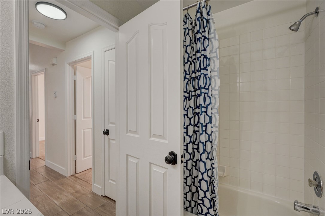 9844 Lenox Crest Place Property Photo 29