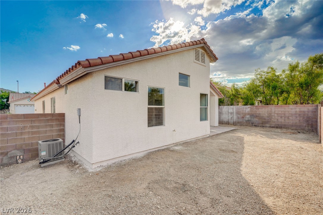 9844 Lenox Crest Place Property Photo 41