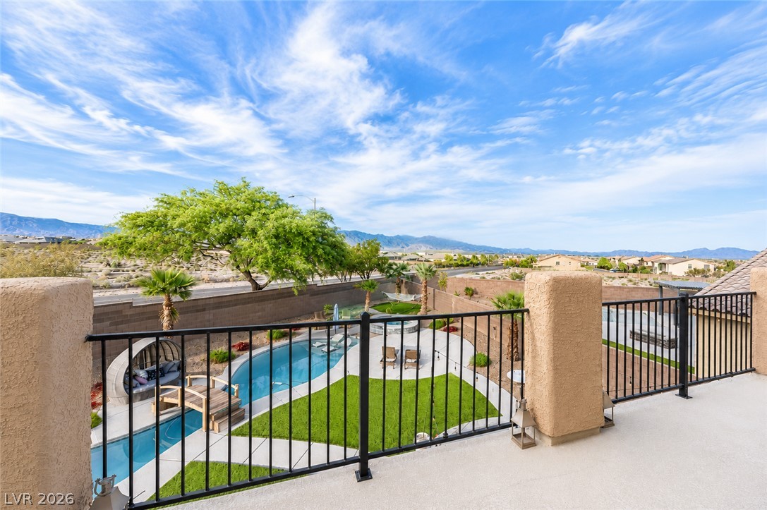 9918 Mountain Foothills Avenue Property Photo 19