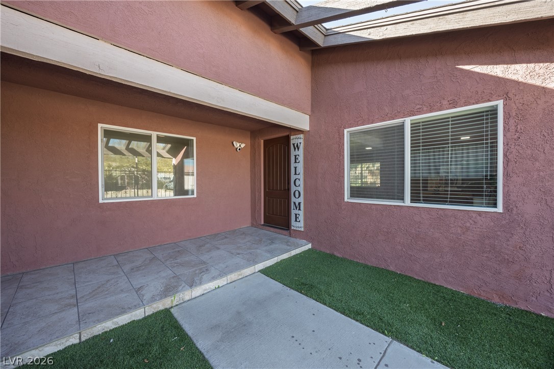 2221 Mohawk Street Property Photo 8