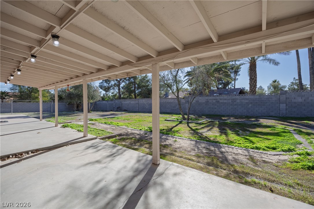 2221 Mohawk Street Property Photo 49