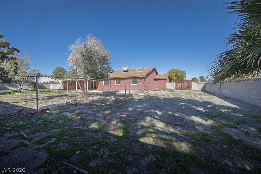 2221 Mohawk Street Property Photo 54