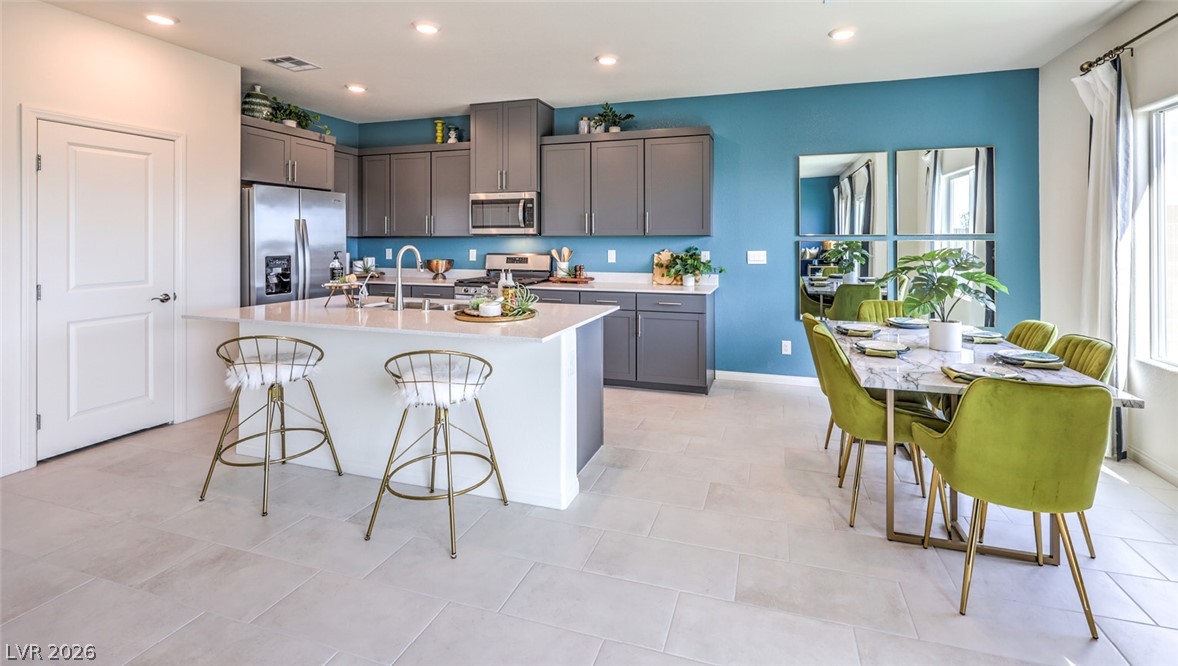 7428 Dominguez Bay Drive Property Photo 4