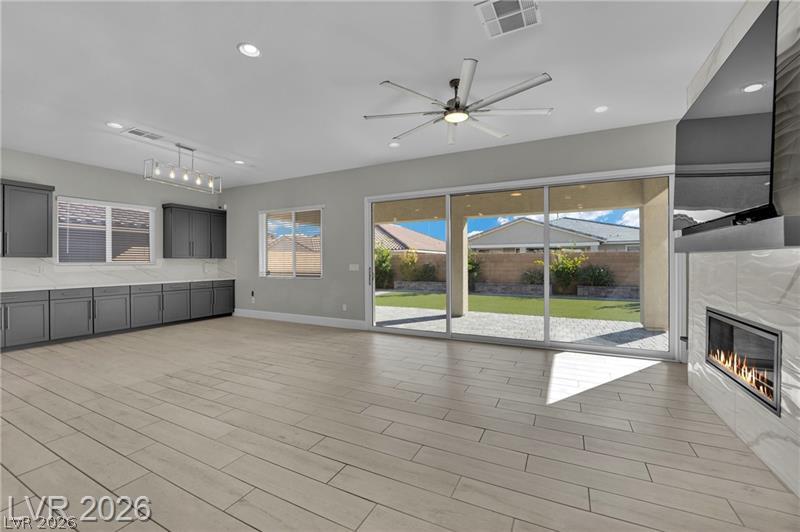 10937 Krista Leigh Avenue Property Photo 4