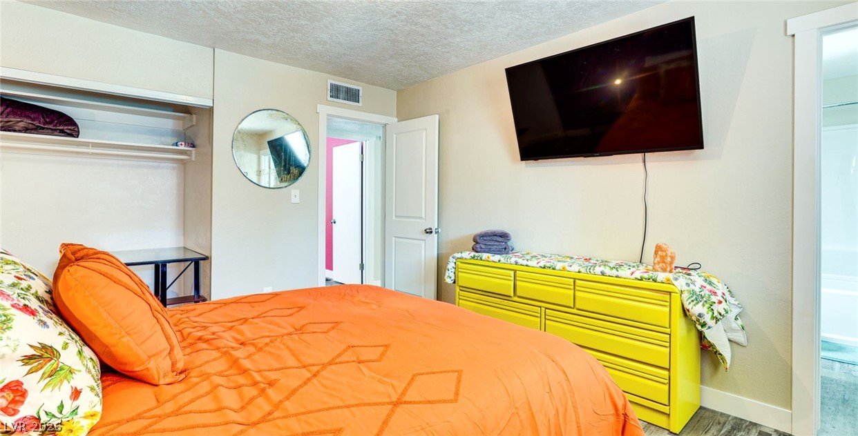 3247 Greenbriar Drive Property Photo 19