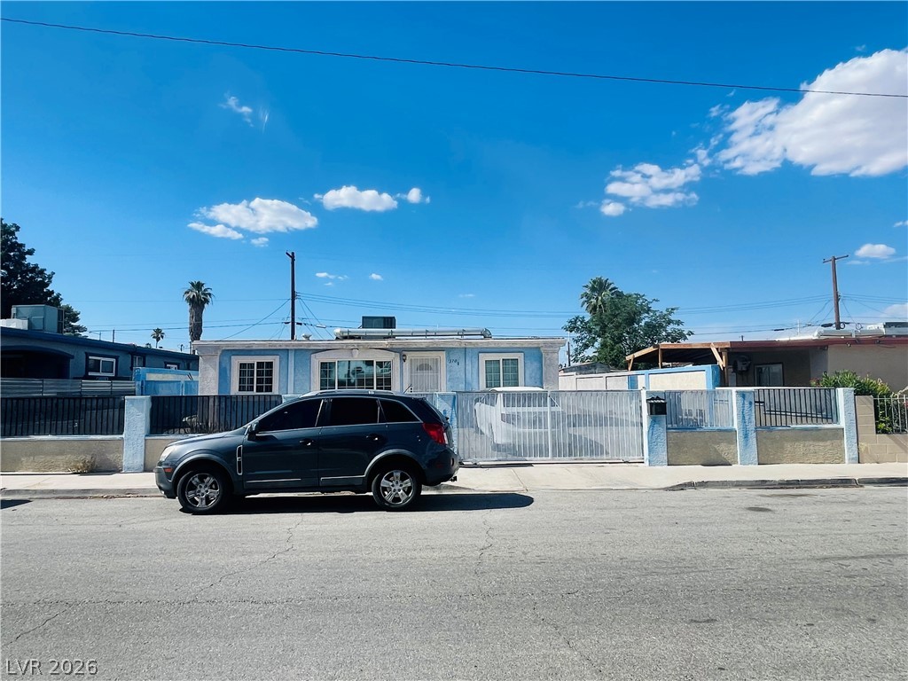 3708 Waikiki Avenue