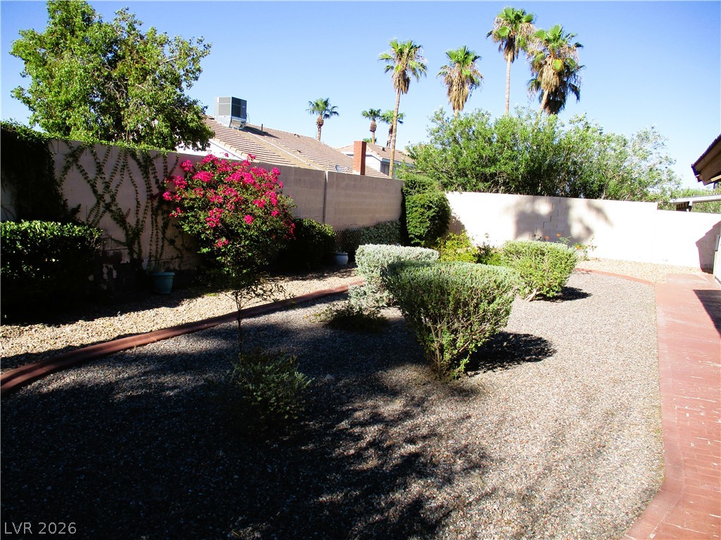 6504 Vicuna Drive Property Photo 5