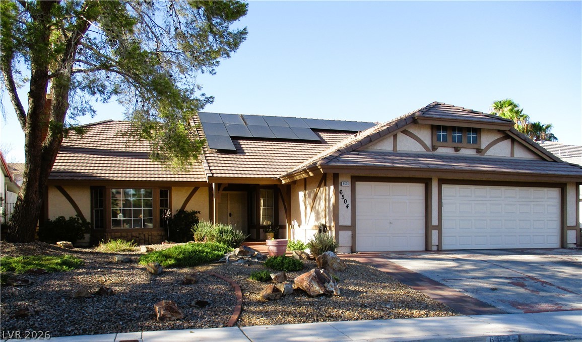 6504 Vicuna Drive Property Photo 6