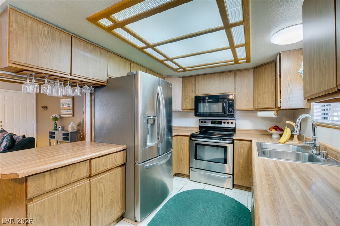 4985 Arizona Avenue Property Photo 16