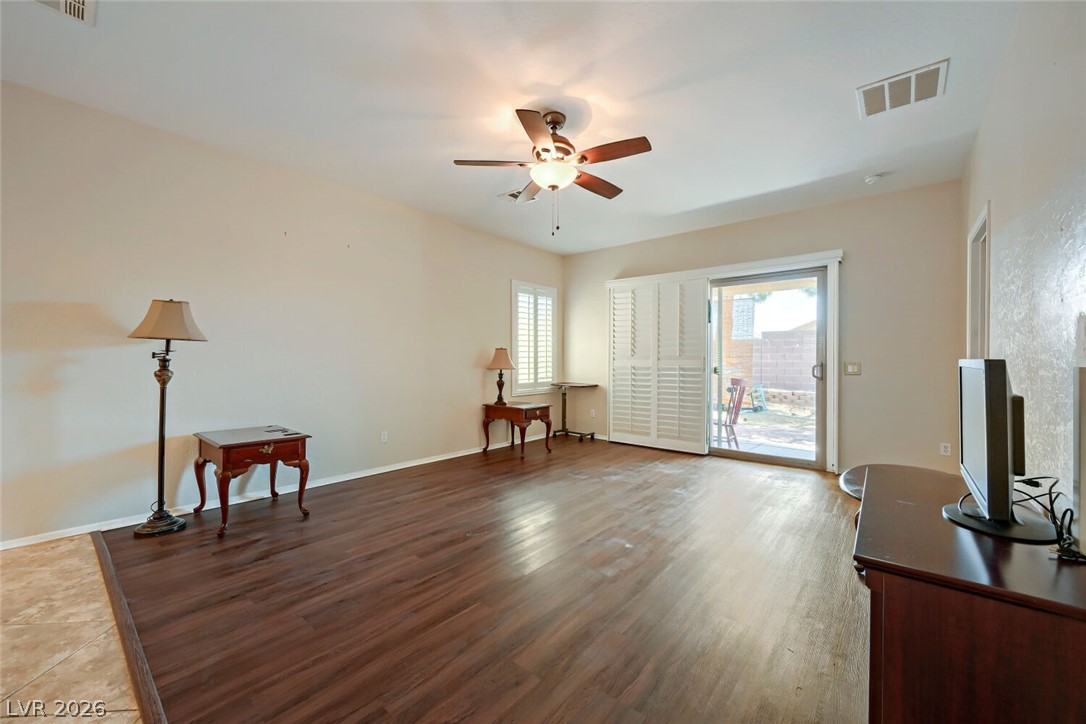 6145 Wheat Penny Avenue Property Photo 7