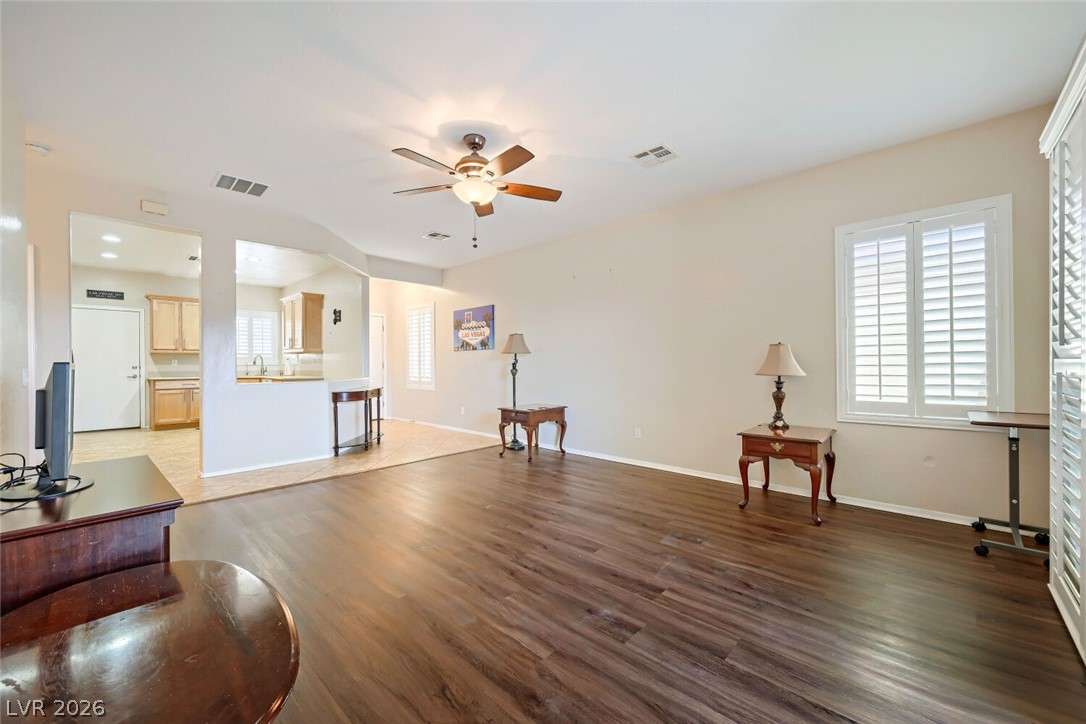 6145 Wheat Penny Avenue Property Photo 11