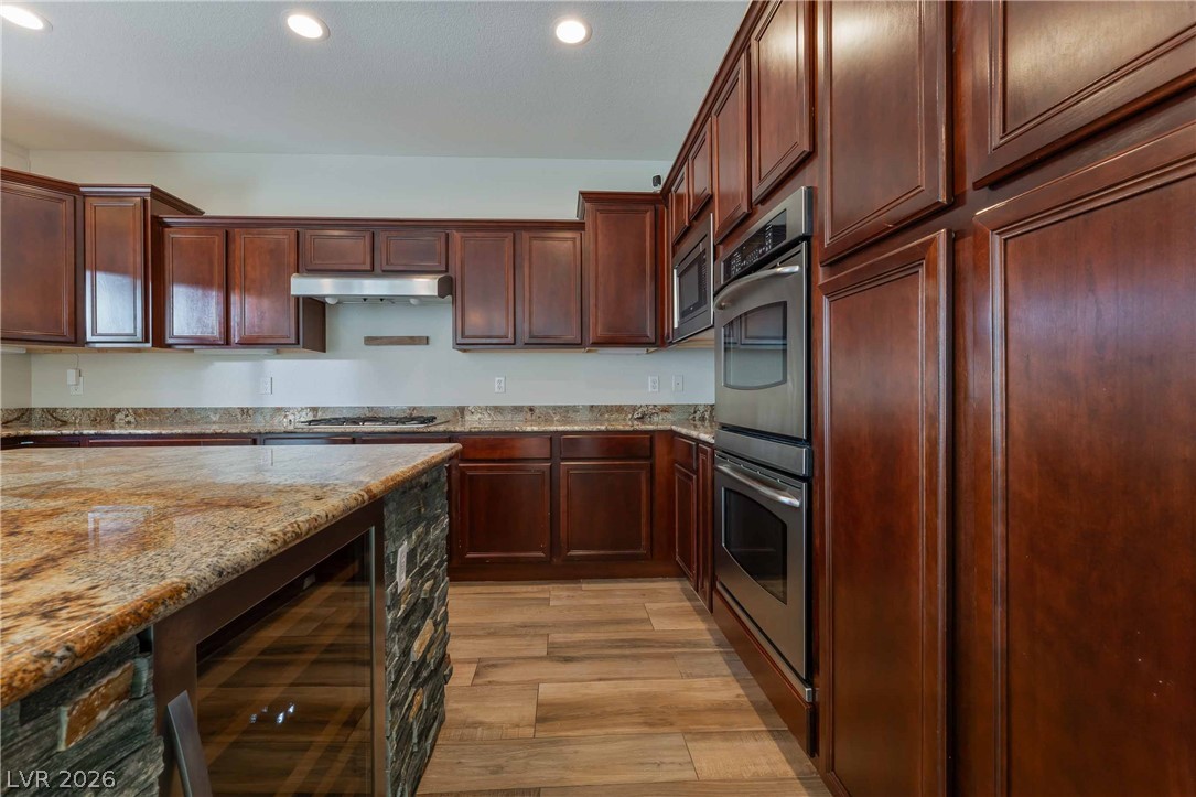 11577 Hadwen Lane Property Photo 8