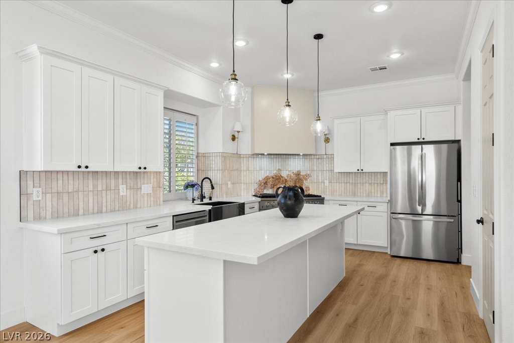 2972 Via Meridiana Property Photo 8