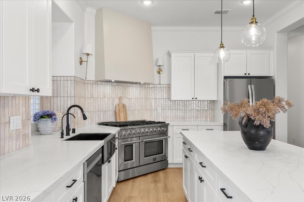 2972 Via Meridiana Property Photo 10