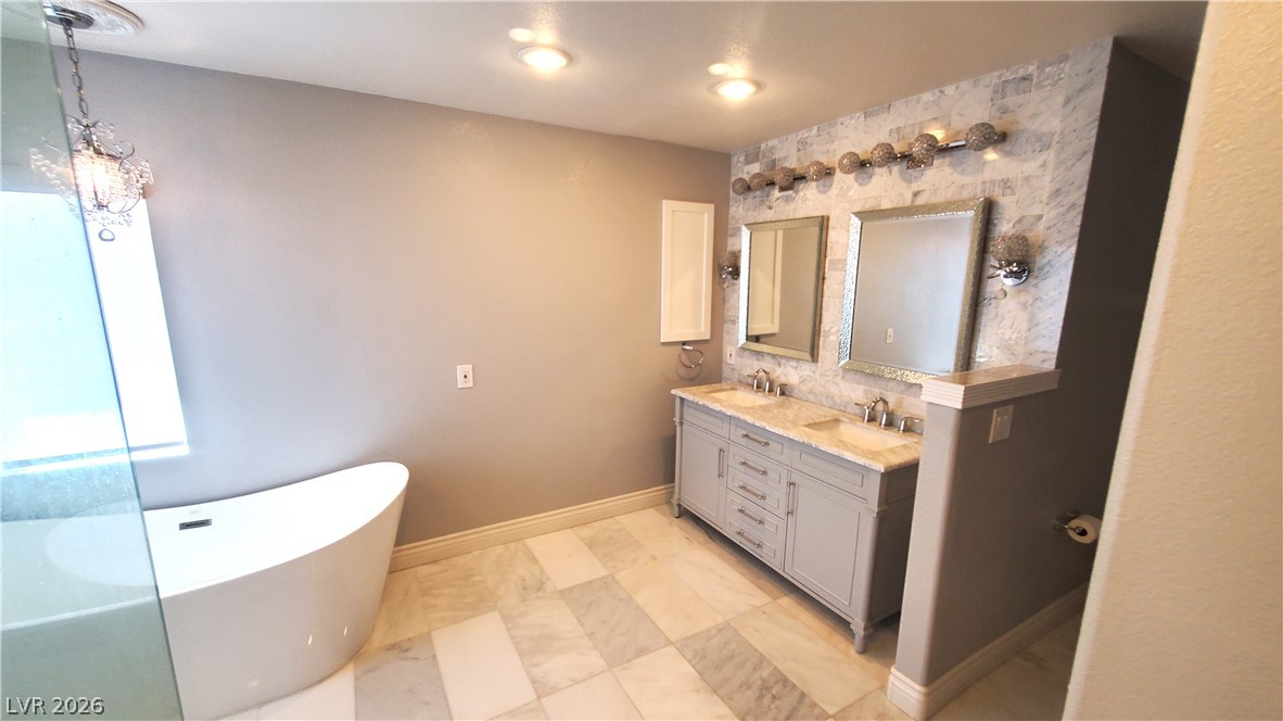 7903 Dell Ridge Avenue Property Photo 10
