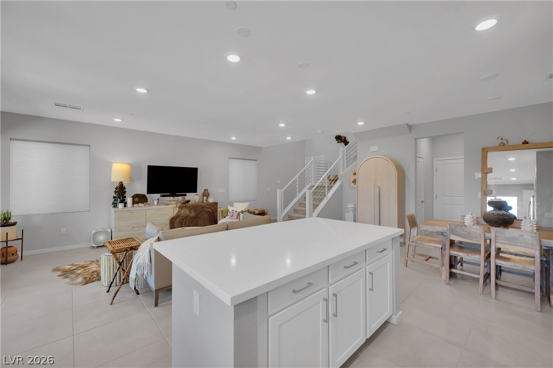 11572 Desert Hollow Avenue Property Photo 11