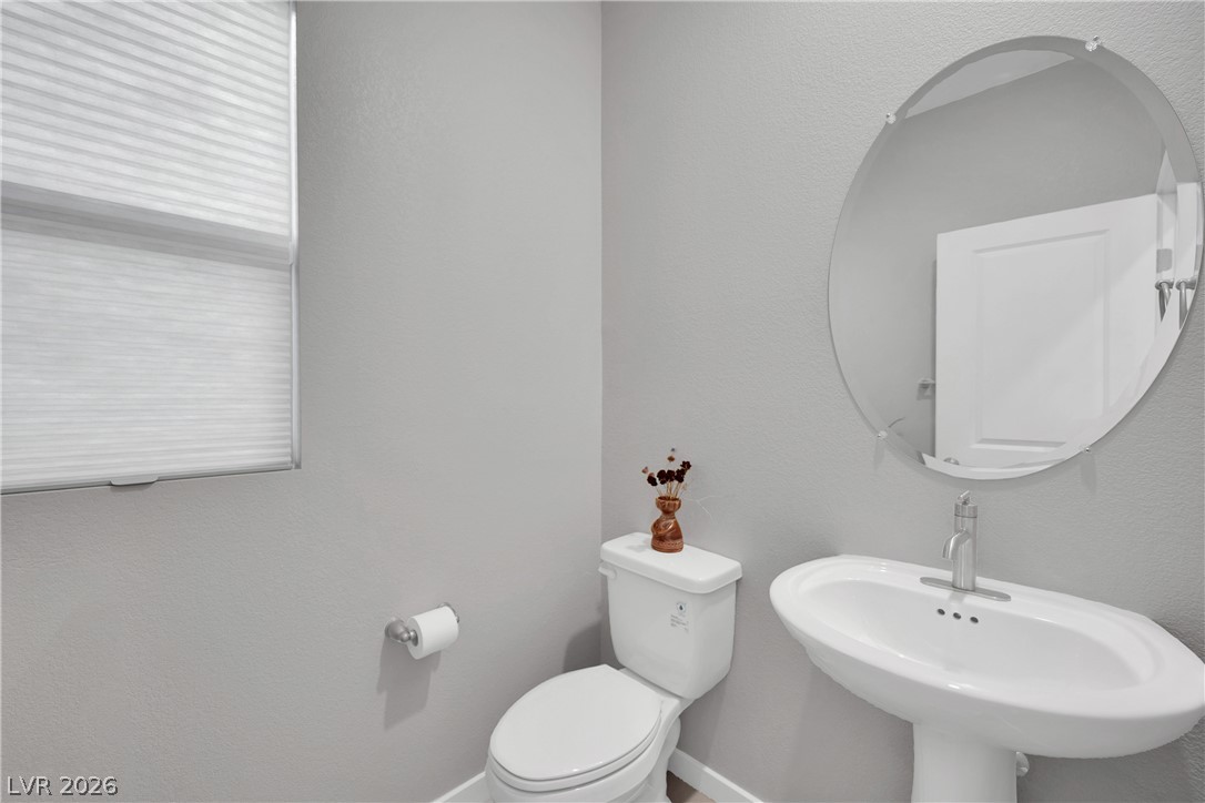 11572 Desert Hollow Avenue Property Photo 16