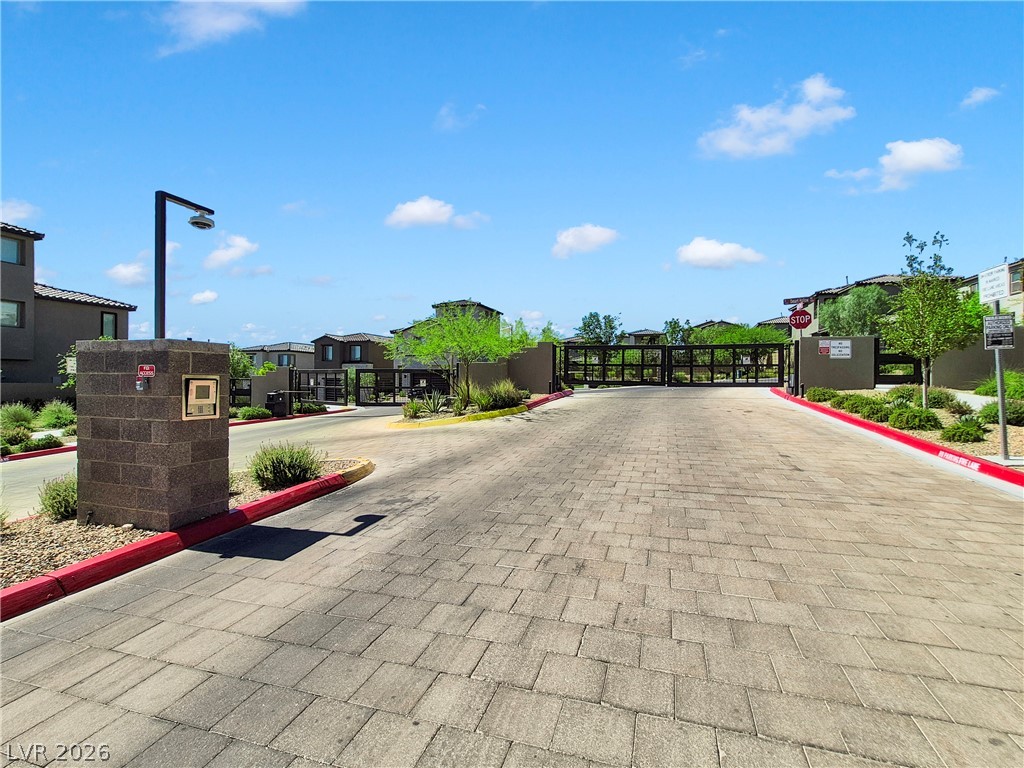 11572 Desert Hollow Avenue Property Photo 33