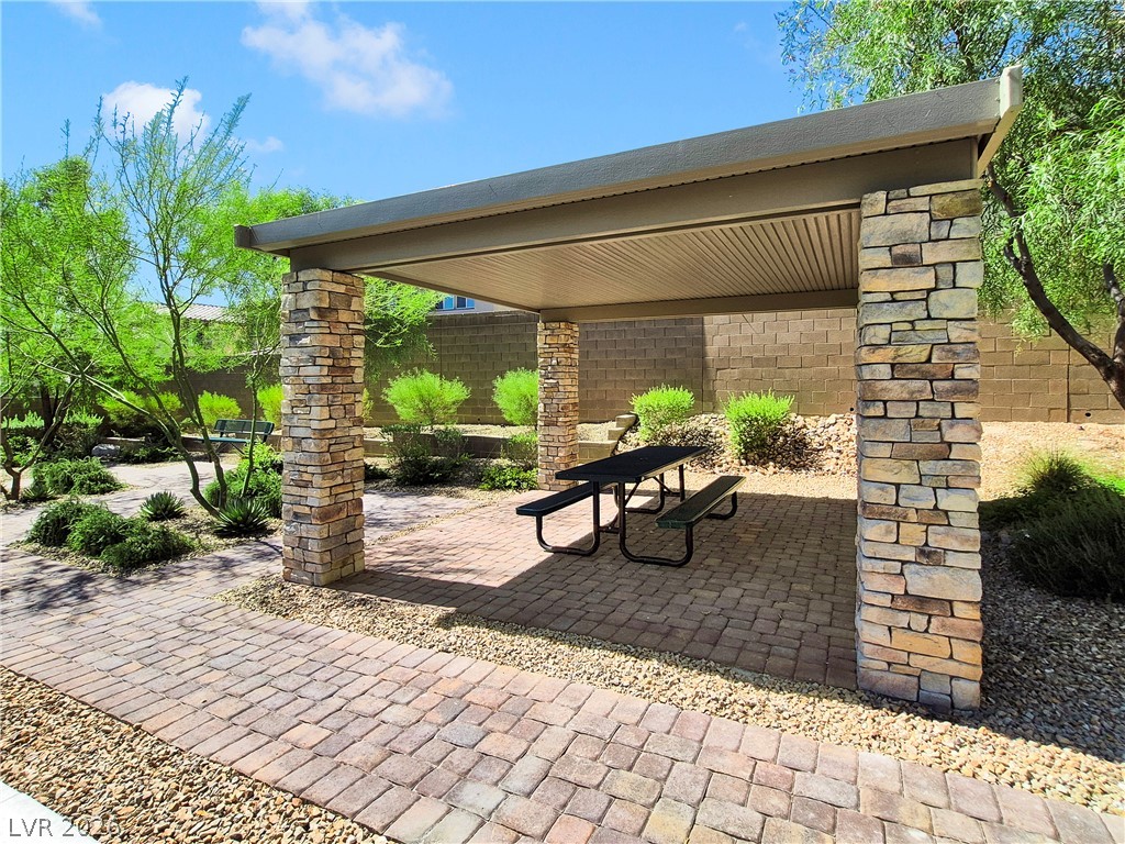11572 Desert Hollow Avenue Property Photo 35