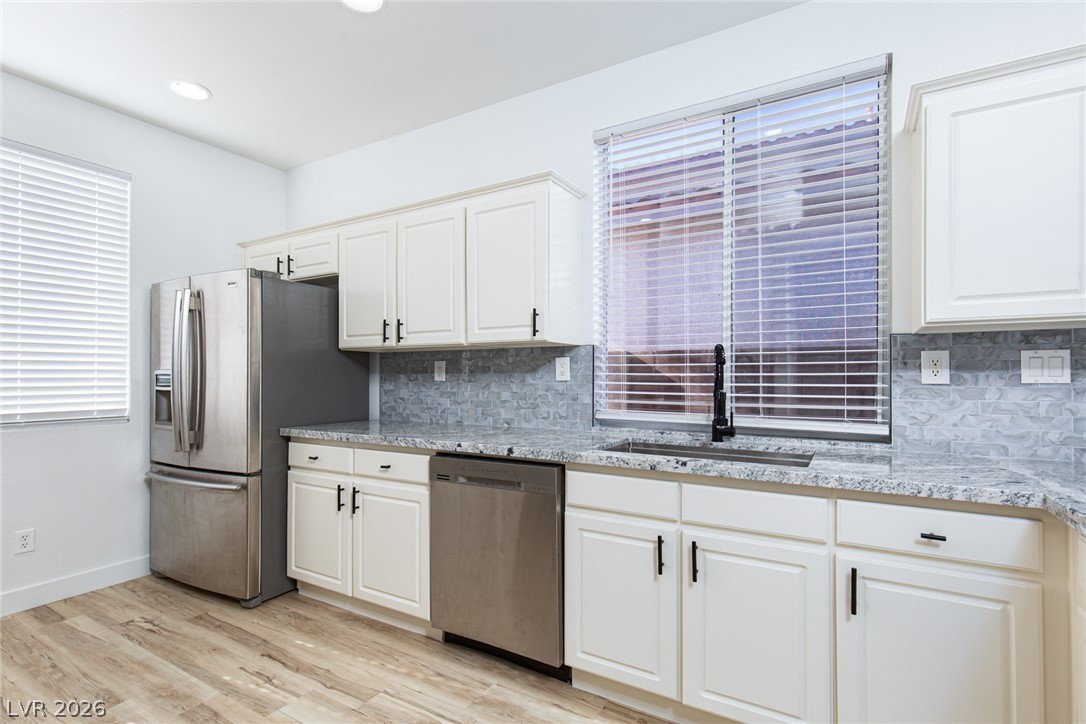 2414 Brockton Way Property Photo 11