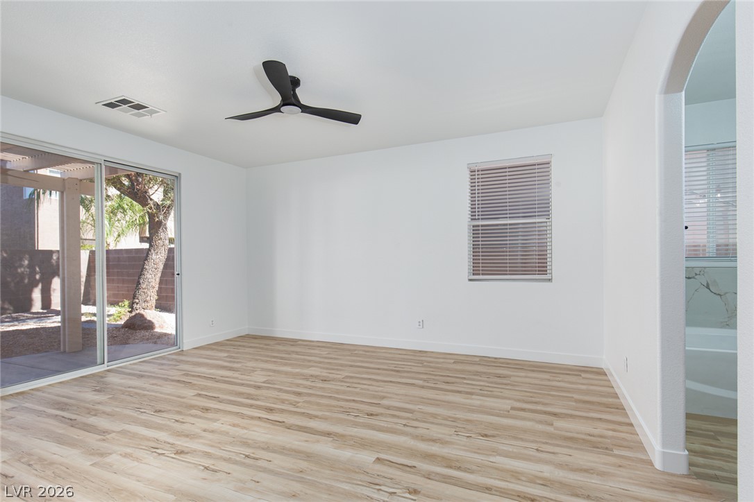 2414 Brockton Way Property Photo 20
