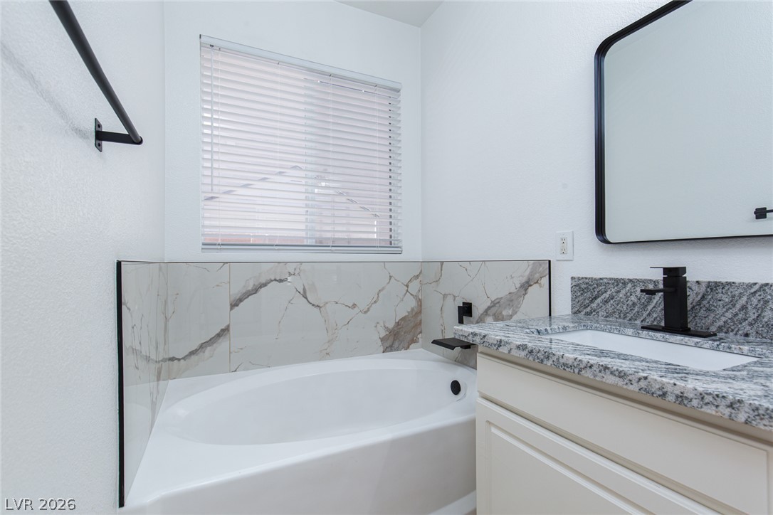 2414 Brockton Way Property Photo 25