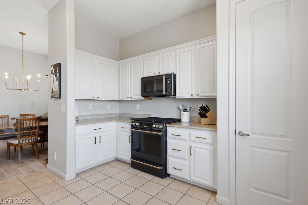 2443 Kaymin Ridge Road Property Photo 10