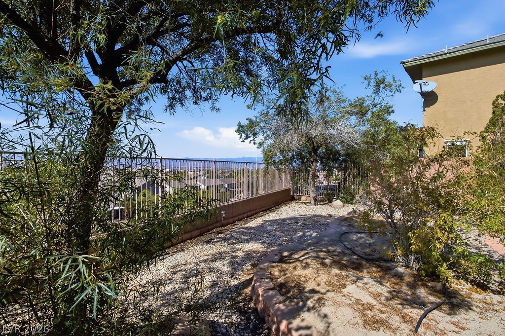 2443 Kaymin Ridge Road Property Photo 37
