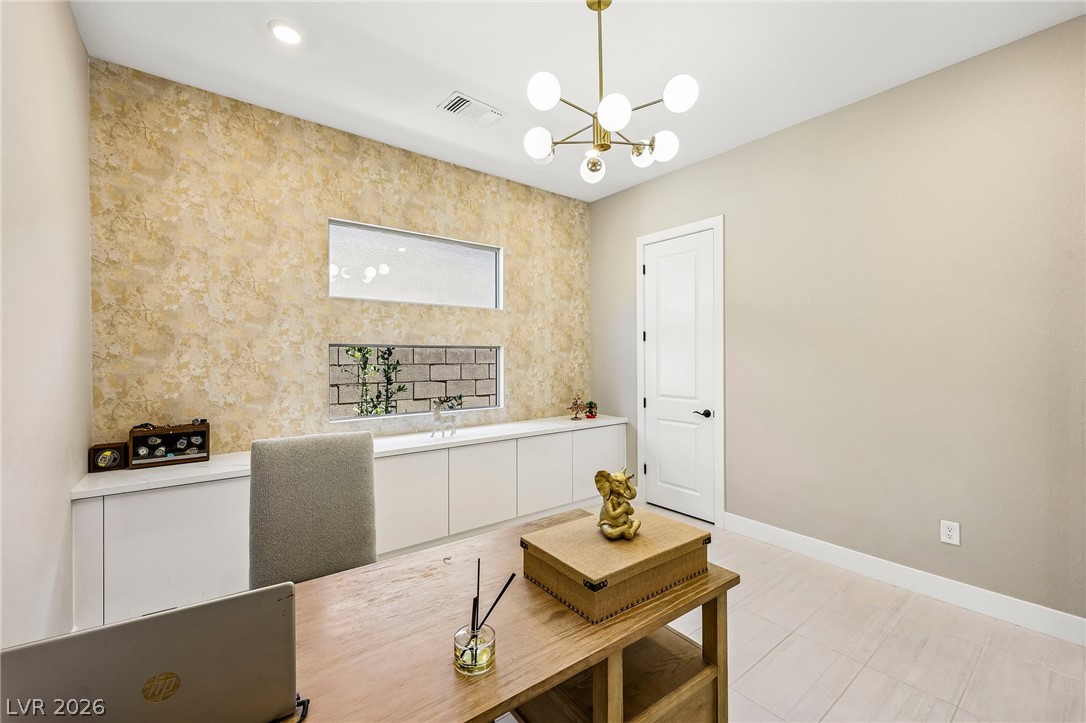 176 Harris Peak Street Property Photo 31