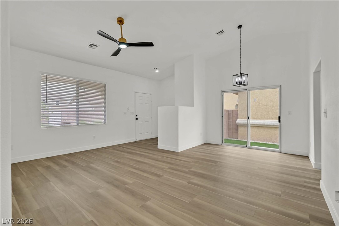 1480 Summer Glow Avenue Property Photo 4