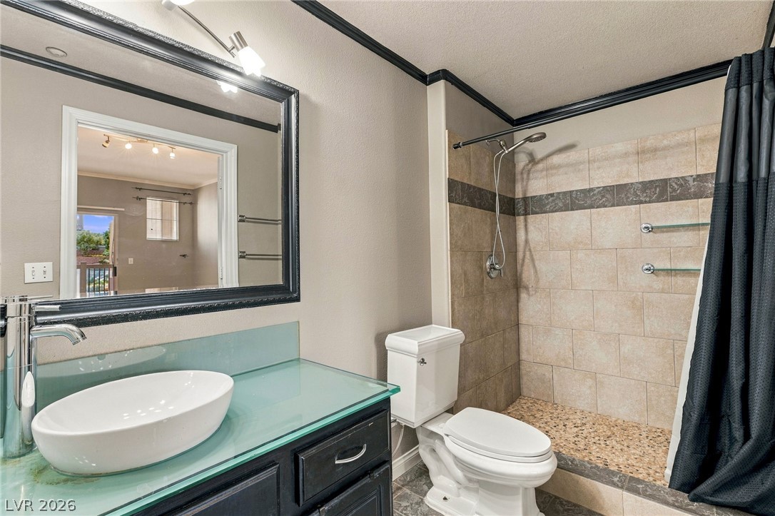 5855 Valley Drive 1080 Property Photo 19