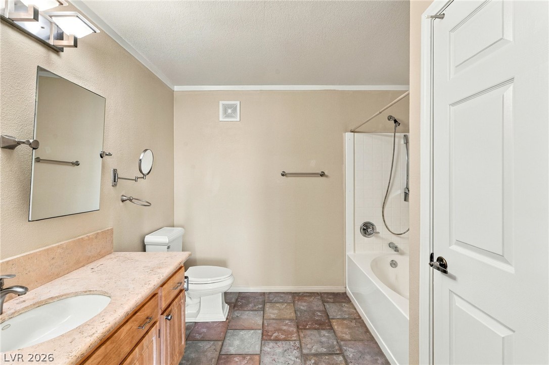 5855 Valley Drive 1080 Property Photo 24