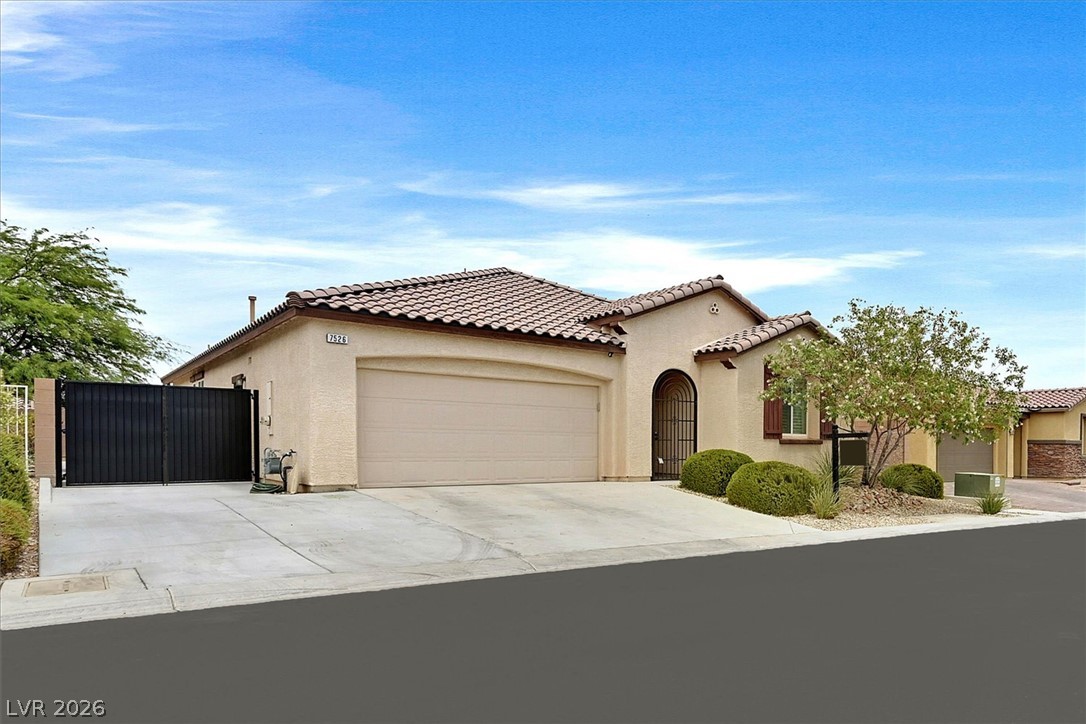 7526 Campbell Ranch Avenue Property Photo 2