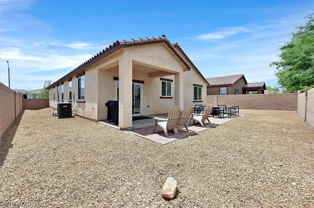 7526 Campbell Ranch Avenue Property Photo 25