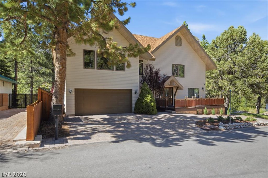 3940 White Fir Way Property Photo 6