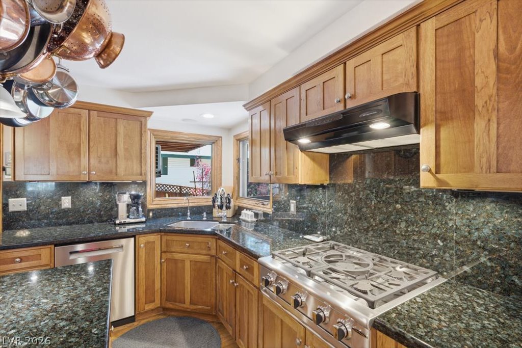 3940 White Fir Way Property Photo 15