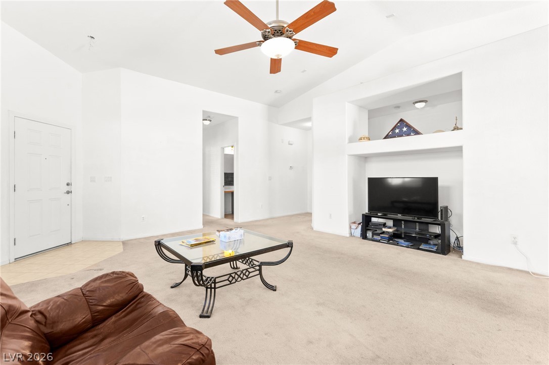 324 Sharp Edge Avenue Property Photo 11