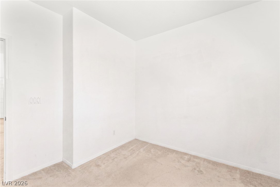 324 Sharp Edge Avenue Property Photo 25
